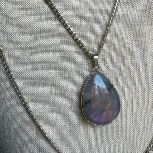 Purple Labradorite Teardrop Pendant - Picture 6 of 8